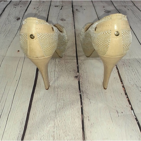 Carlo Rossetti Gold Weave Fabric  Faux Leather Peep Toe Size 7 High Heels - Picture 3 of 8